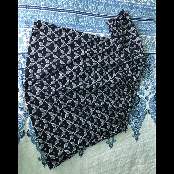 Ann Taylor top - Picture 1 of 9